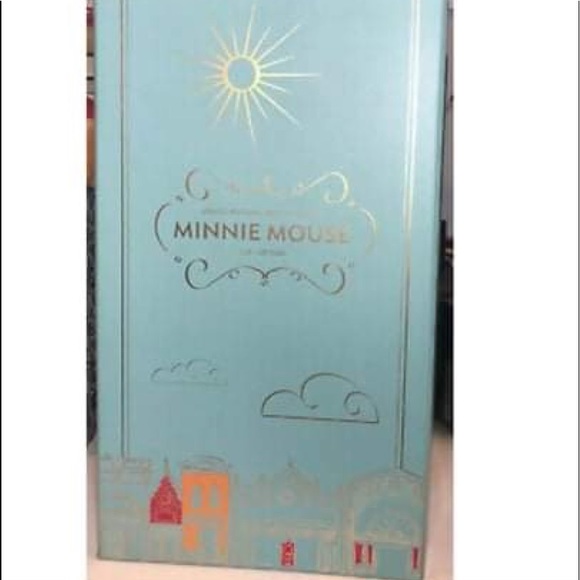 Mini Mouse limited edition doll (2020) never opened, still sealed in the box. - Picture 3 of 3